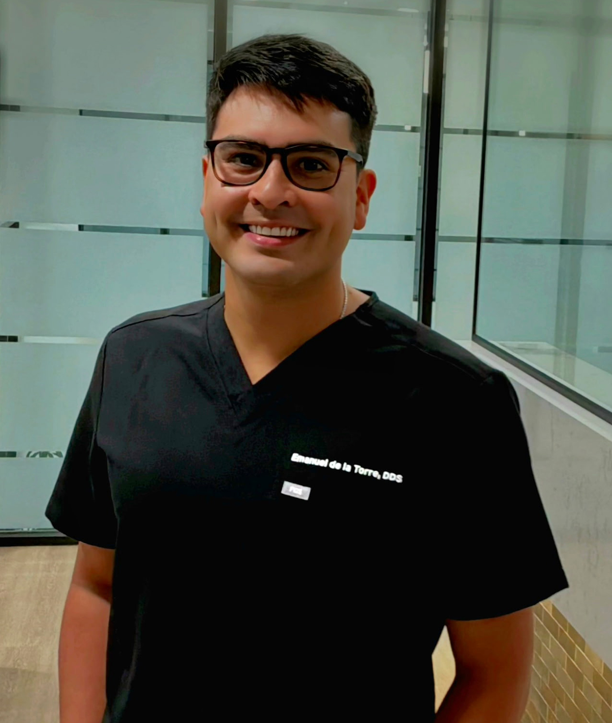 Dr. Emanuel de la Torre