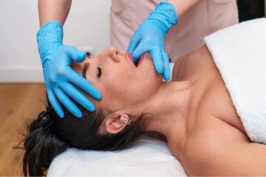 TMJ disorder treatment at Goehring Dental Group, Implants. Cosmetic. General Dentistry